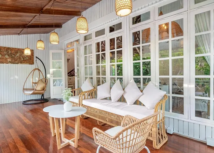 Burung In Kashantee Village Villa Seminyak
